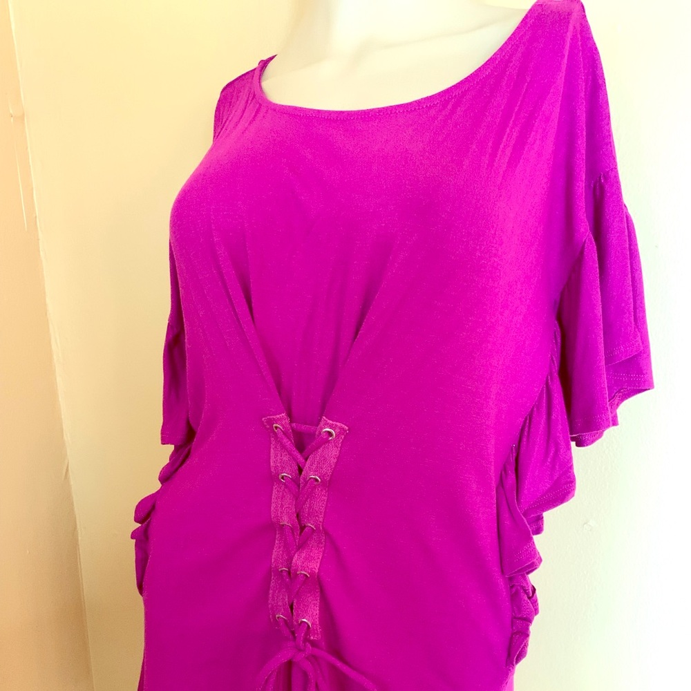 New short sleeve shirt.